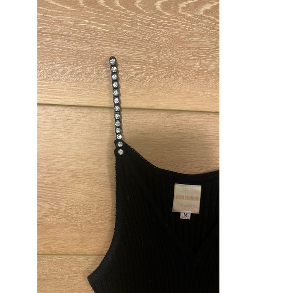 Von Saken Ripped Sweater Tank. - Picture 5 of 7